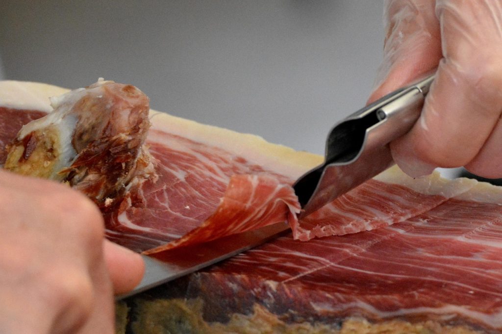 ham, to cut, meat, pata negra, charcuterie, meats, iberian ham, ham, ham, ham, ham, ham, meat, meat, meat, charcuterie